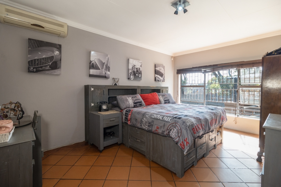 4 Bedroom Property for Sale in Meerhof North West